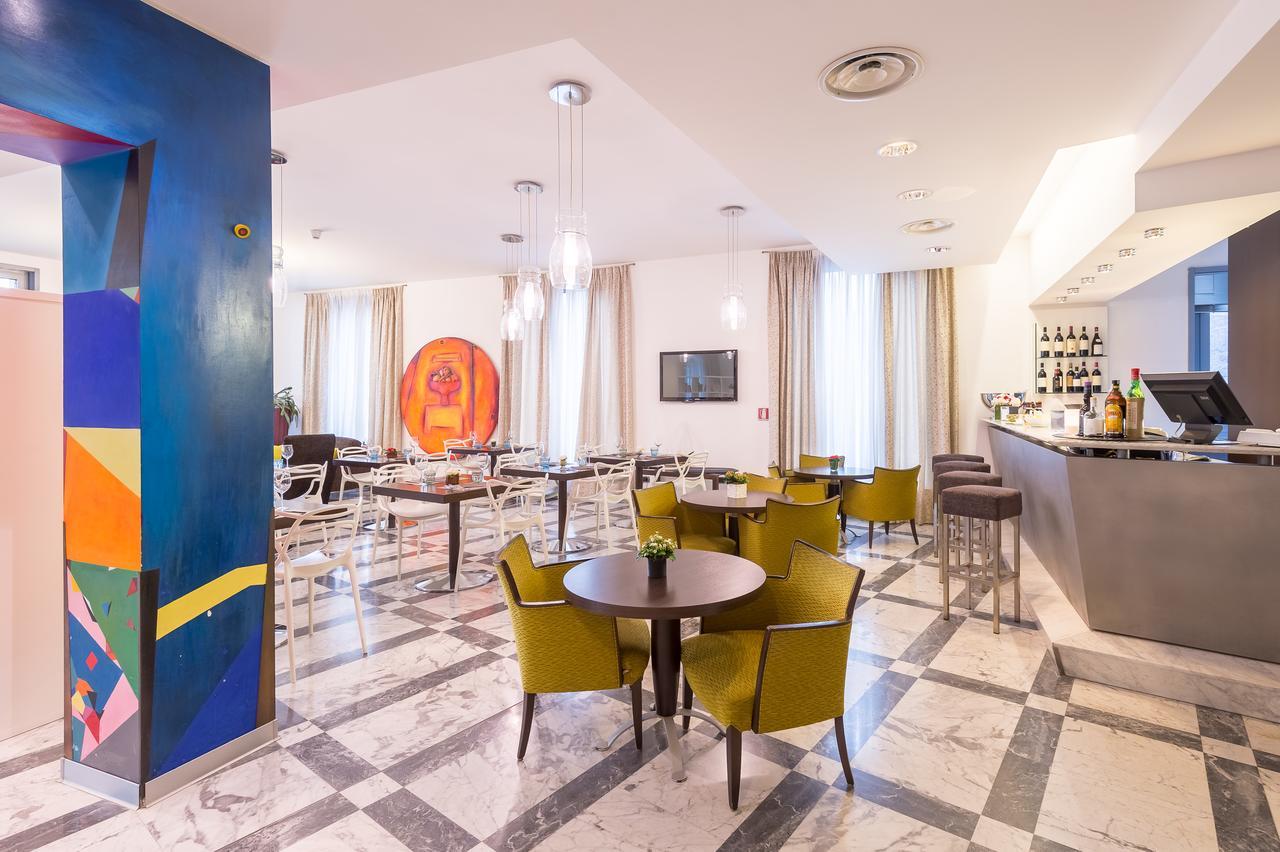 First Hotel Malpensa Case Nuove  Eksteriør billede